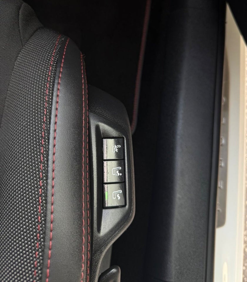 Peugeot 308 1,2 PureTech 130 GT Line EAT8 5d