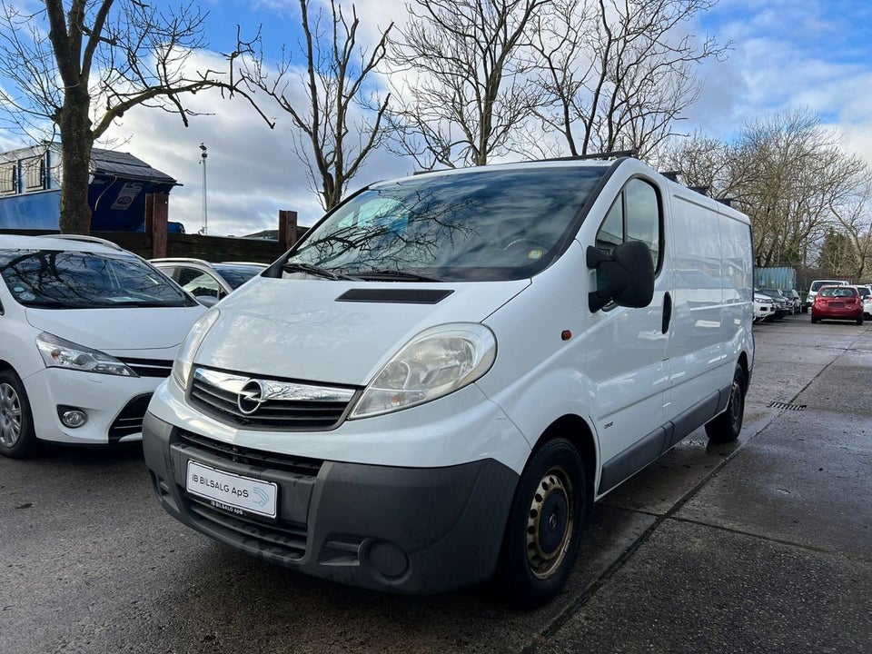 Opel Vivaro 2,0 CDTi 114 Van L2H1 eco 4d