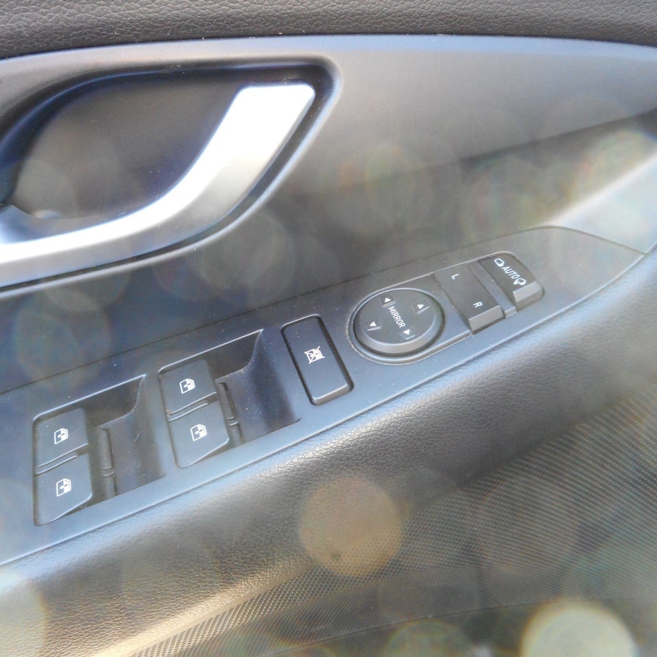 Hyundai i30 1,4 T-GDi Trend stc. DCT 5d