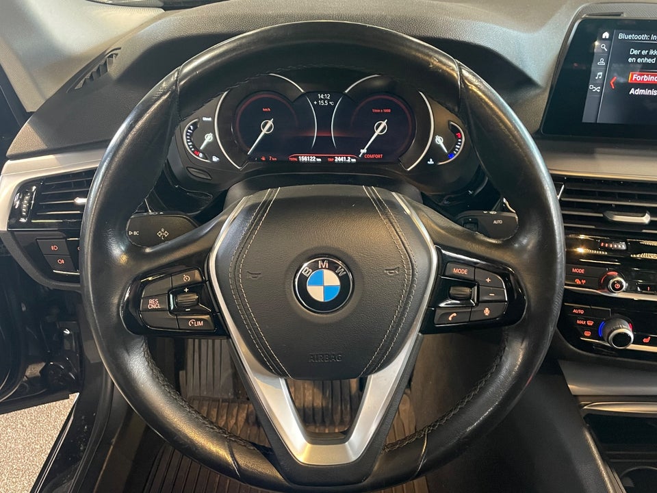 BMW 530d 3,0 Sport Line aut. 4d