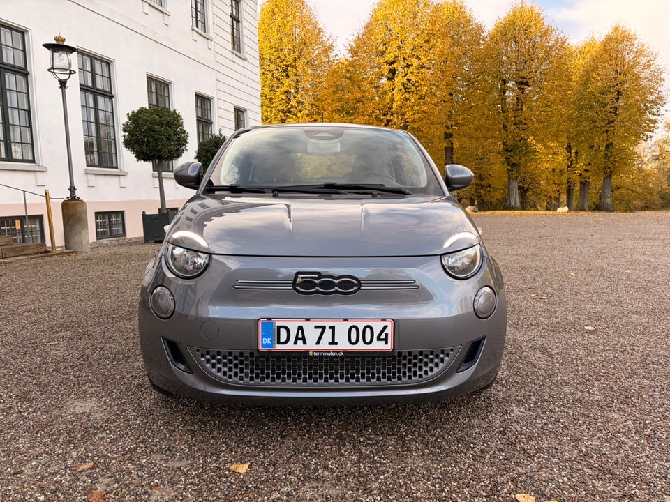 Fiat 500e 42 Icon 3d