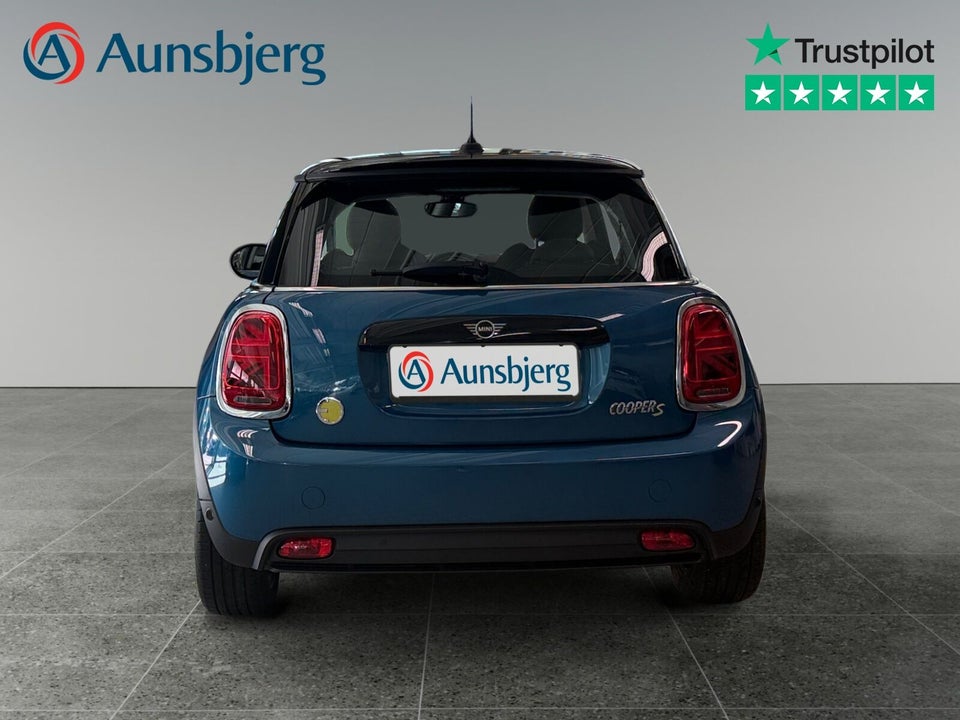 MINI Cooper SE Classic Trim 3d