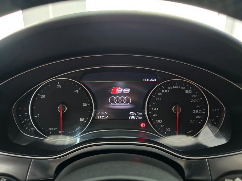 Audi A6 2,0 TDi 177 S-line Avant Multitr. 5d