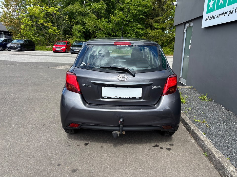 Toyota Yaris 1,3 VVT-i T2 5d