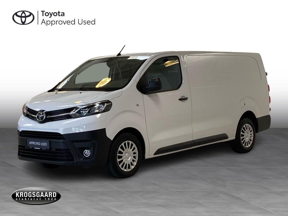 Toyota ProAce 2,0 D 144 Medium Comfort Master 4d