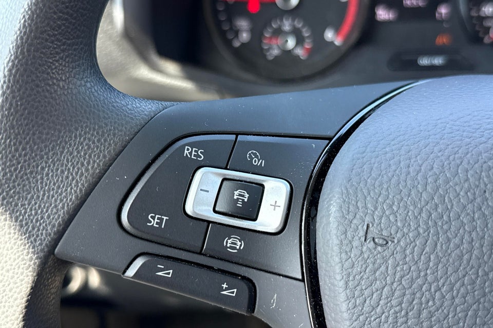 VW Crafter 35 2,0 TDi 177 Kassevogn L3H2