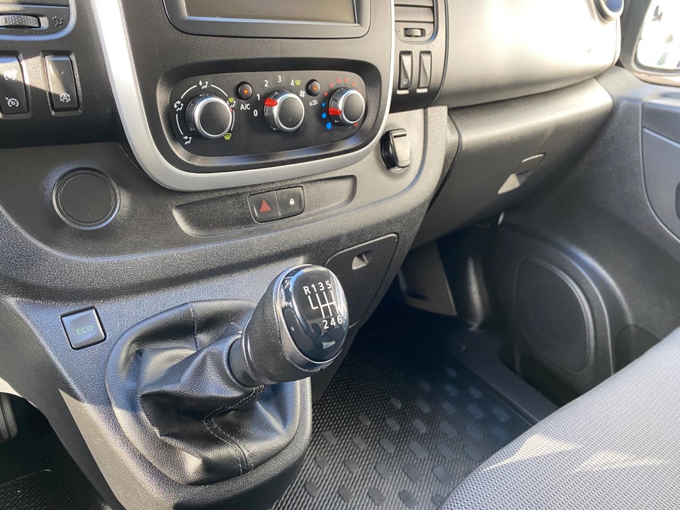 Renault Trafic T29 2,0 dCi 145 L1H1