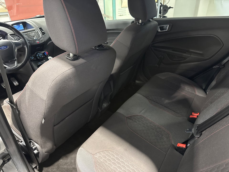 Ford Fiesta 1,0 EcoBoost ST-Line 5d