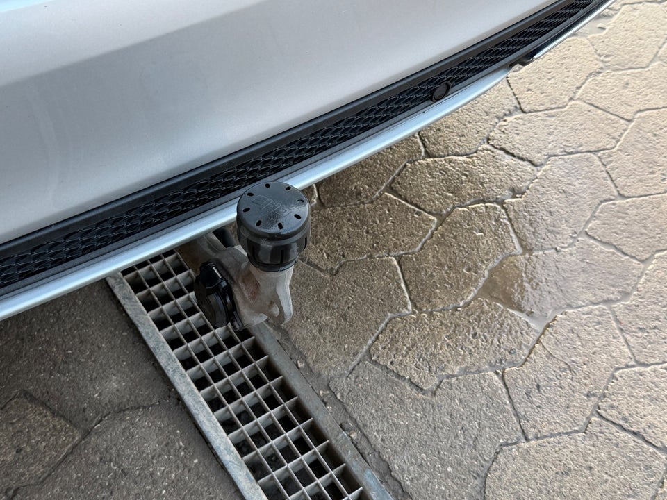 Mercedes C220 d 2,2 AMG Line aut. 4d