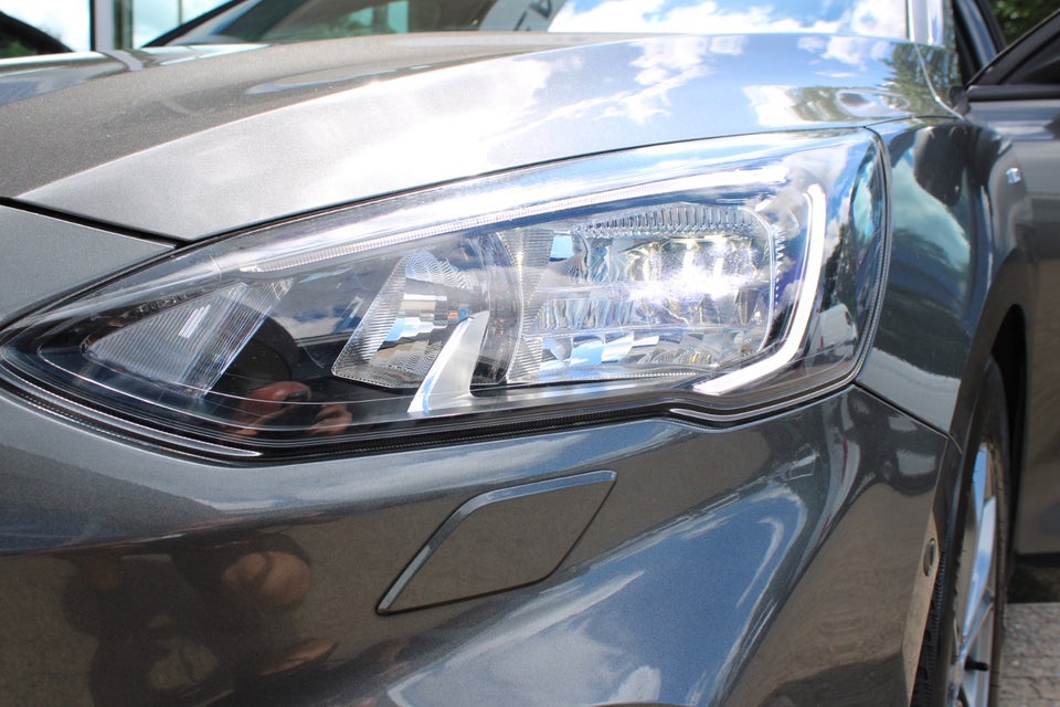 Ford Focus 1,0 EcoBoost mHEV ST-Line stc. Van 5d