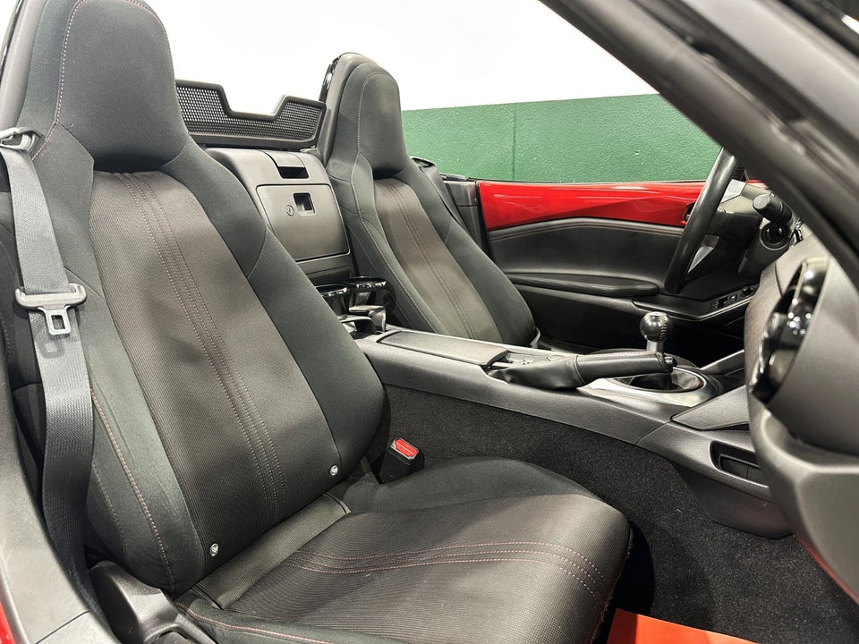 Mazda MX-5 1,5 SkyActiv-G 131 Roadster 2d