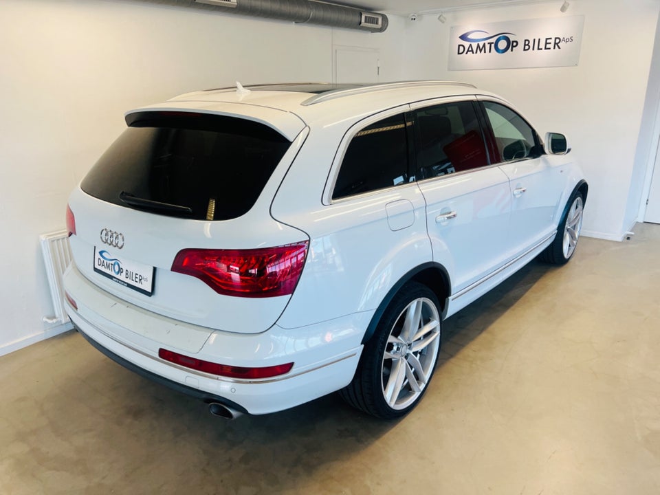 Audi Q7 3,0 TDi 245 S-line quattro Tiptr. 7prs 5d