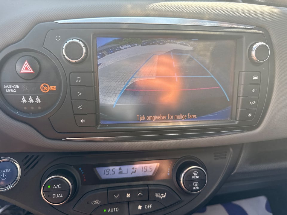 Toyota Yaris 1,5 Hybrid H2 Style e-CVT 5d