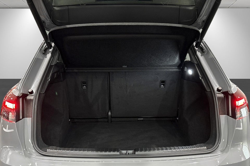 Audi Q4 e-tron 45 Progress 5d