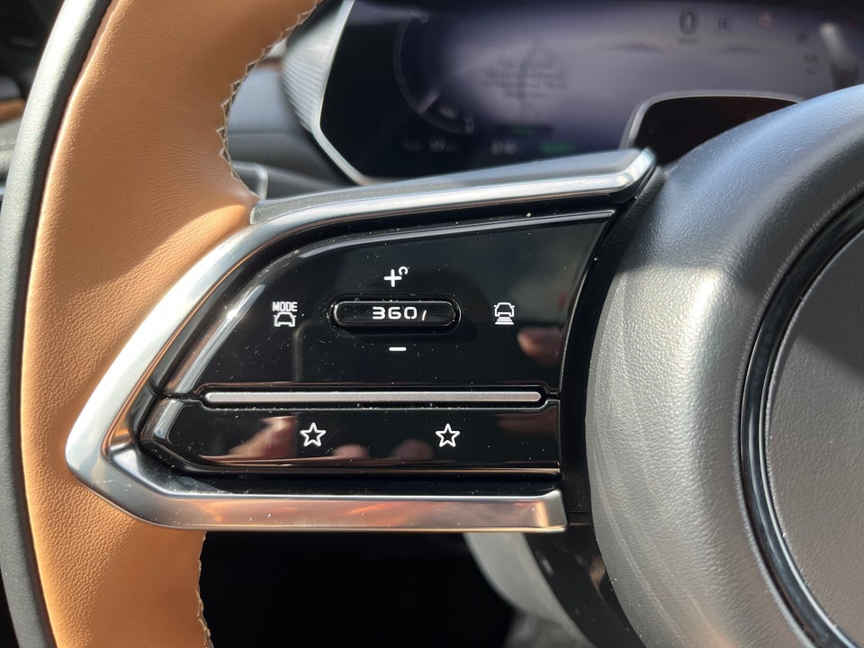 Mazda 6e Takumi+ Long Range 5d