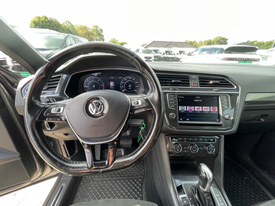 VW Tiguan 2,0 TDi 240 R-line DSG 4Motion Van 5d