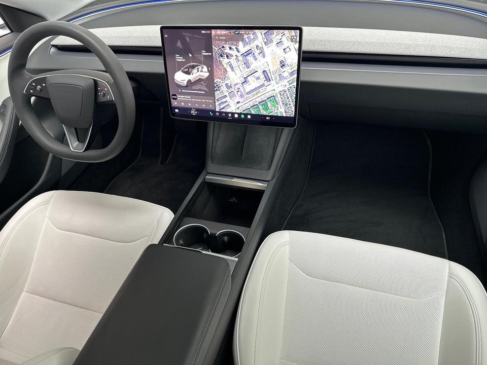 Tesla Model 3 RWD 4d