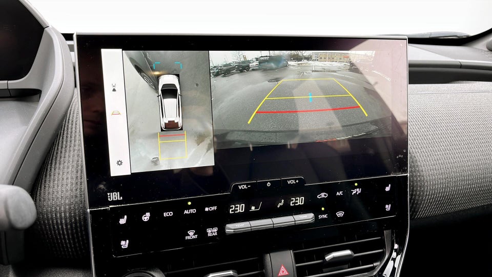 Toyota bZ4X Executive 5d