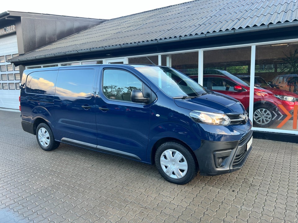 Toyota ProAce 2,0 D 120 Compact Base+ 5d