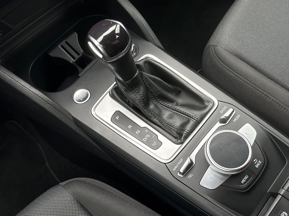 Audi Q2 35 TFSi Prestige S-tr. 5d