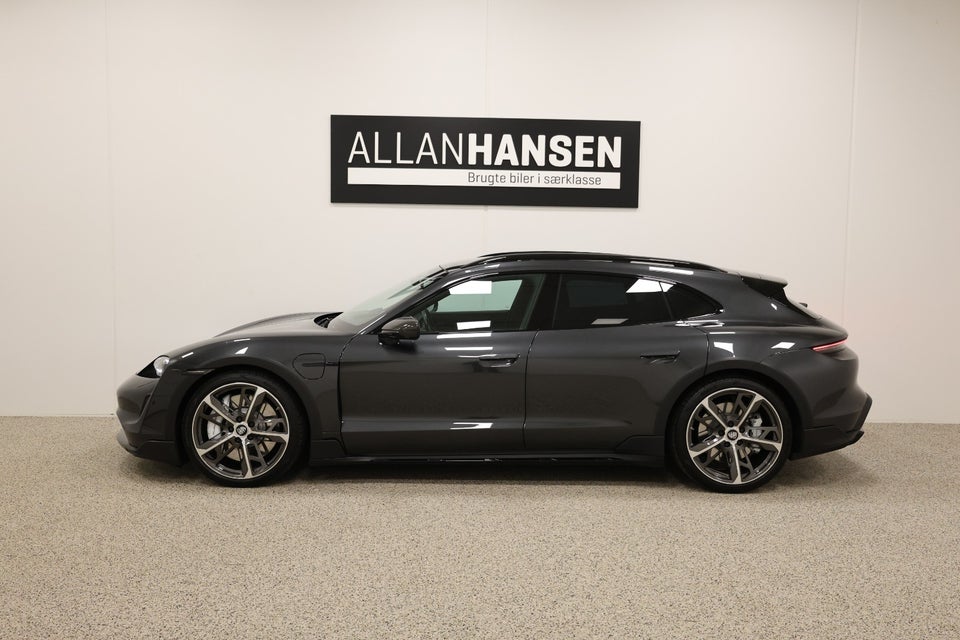 Porsche Taycan 4S Performance+ Cross Turismo 5d