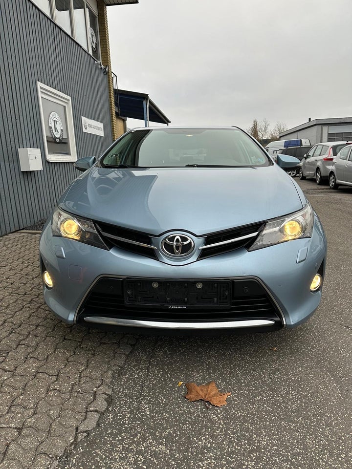 Toyota Auris 1,6 T3+ MDS 5d