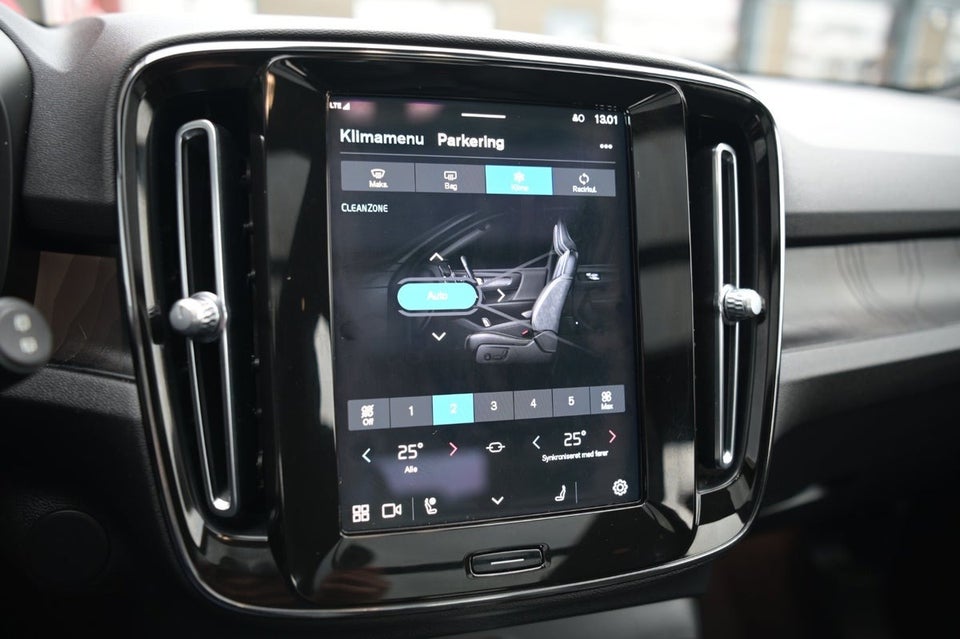 Volvo XC40 P8 ReCharge Twin Ultimate 5d