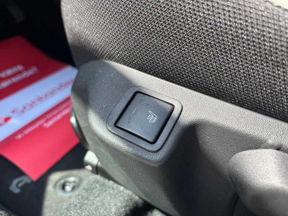 Toyota Aygo 1,0 VVT-i x-press 5d