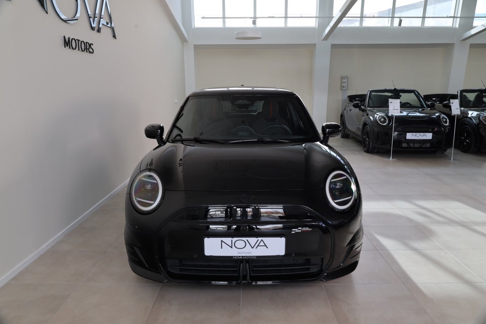 MINI Cooper SE JCW Trim XL 3d