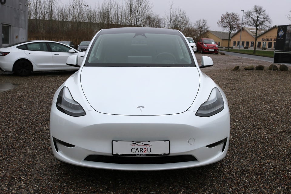 Tesla Model Y Long Range AWD 5d
