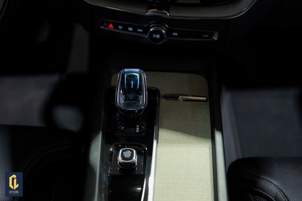 Volvo XC60 2,0 T8 ReCharge Inscription aut. AWD 5d