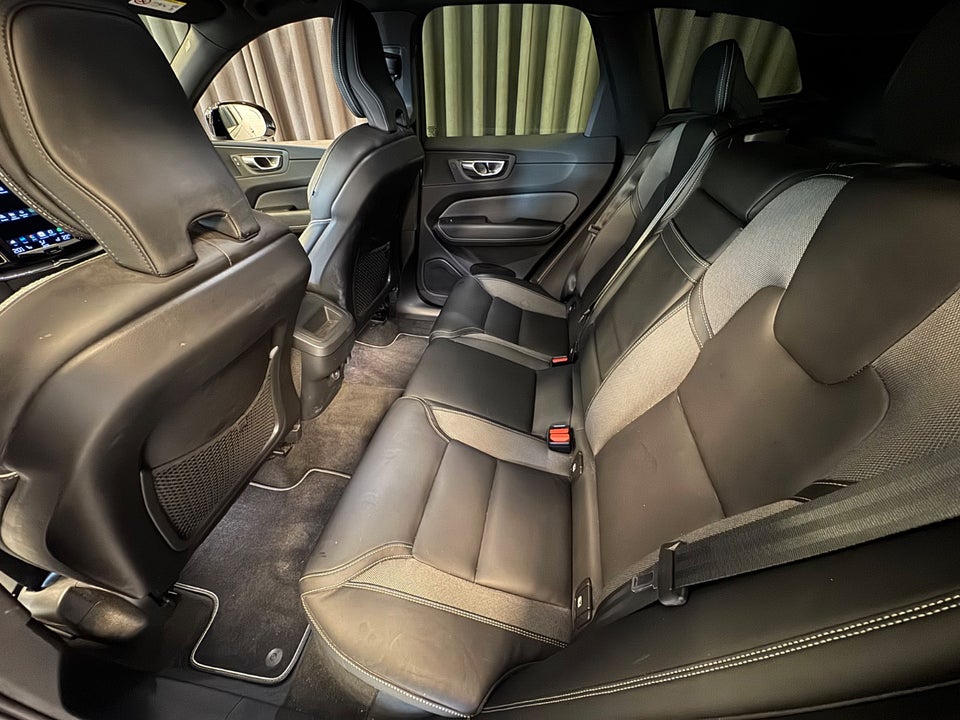 Volvo XC60 2,0 B4 197 R-Design aut. 5d