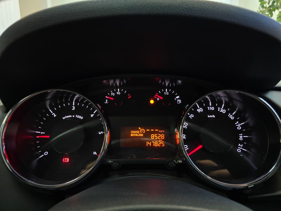 Peugeot 3008 2,0 HDi 150 Active Van 5d