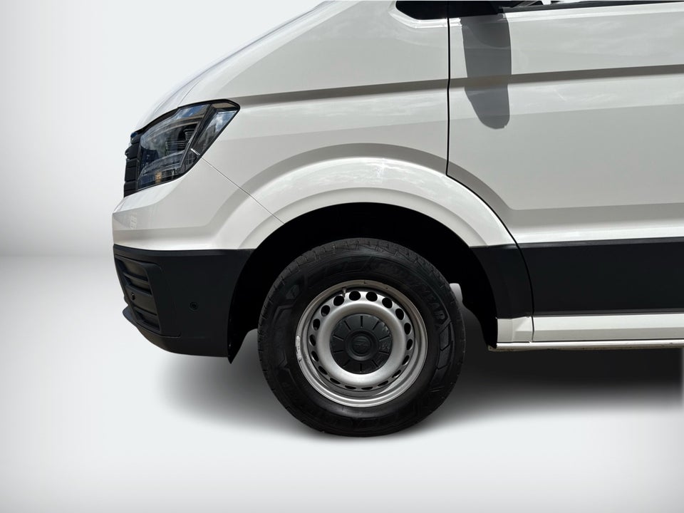 VW Crafter 35 2,0 TDi 163 Kassevogn L3H3 aut. RWD