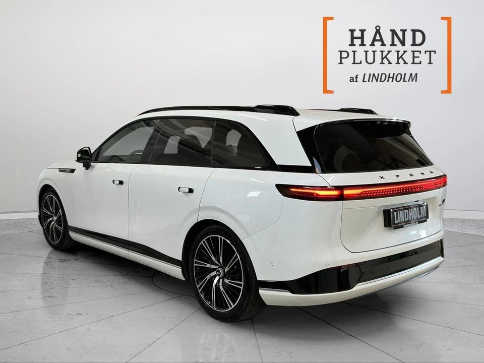 Xpeng G9 Performance 5d