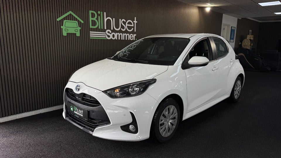 Toyota Yaris 1,5 Hybrid Active e-CVT 5d