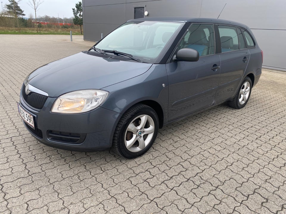 Skoda Fabia 1,4 16V Ambiente 5d