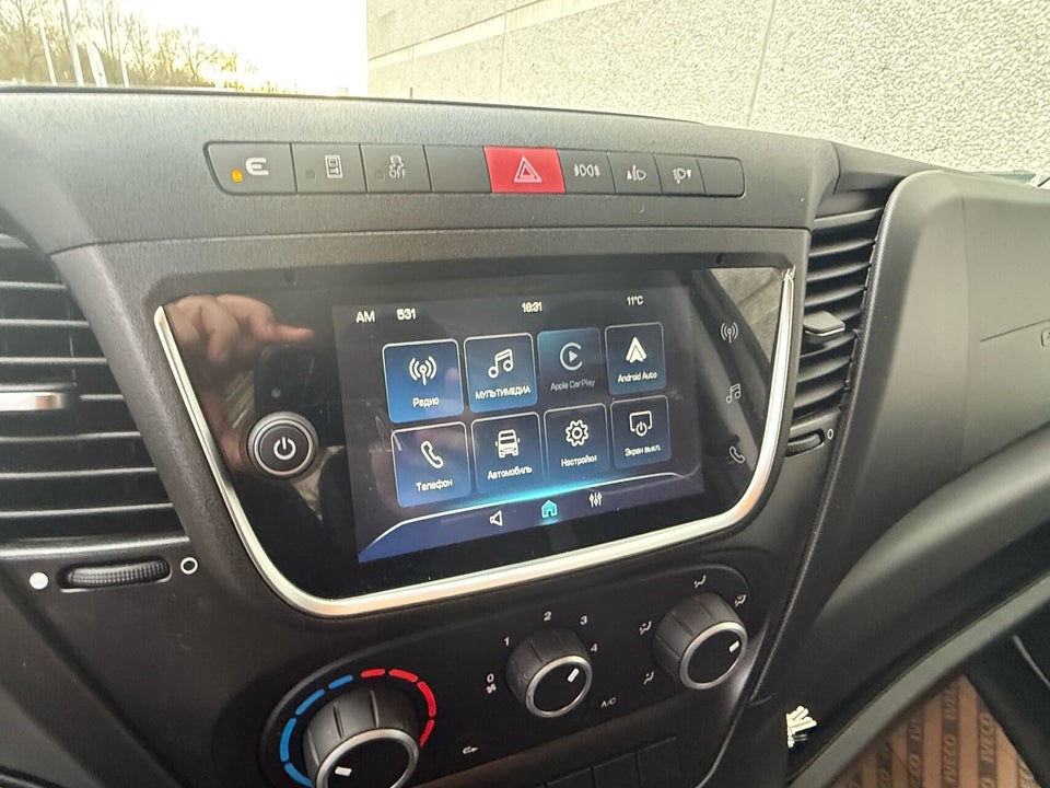 Iveco Daily 3,0 35S18 4100mm Alukasse m/lift AG8