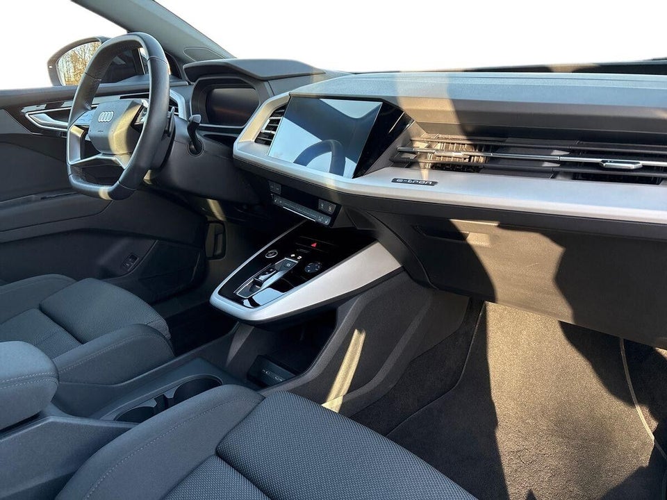 Audi Q4 e-tron 45 Progress 5d