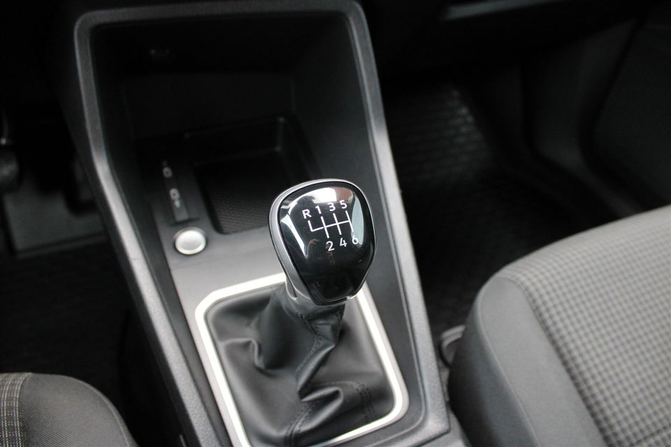 VW Caddy 2,0 TDi 102 Cargo