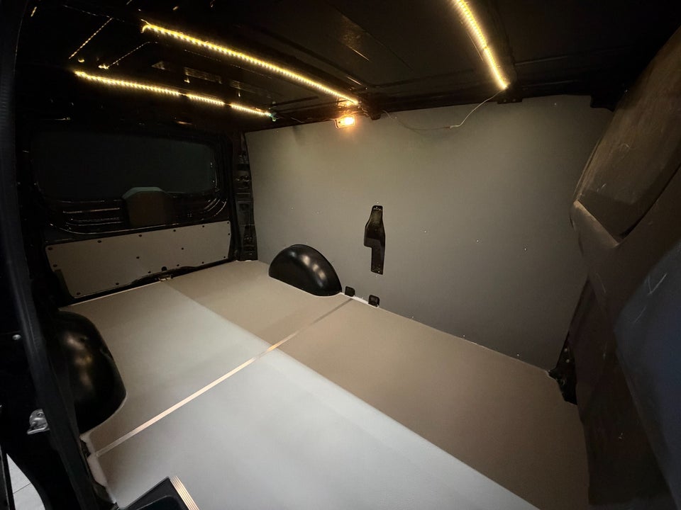 Mercedes Vito 116 2,2 CDi Complete aut. XL