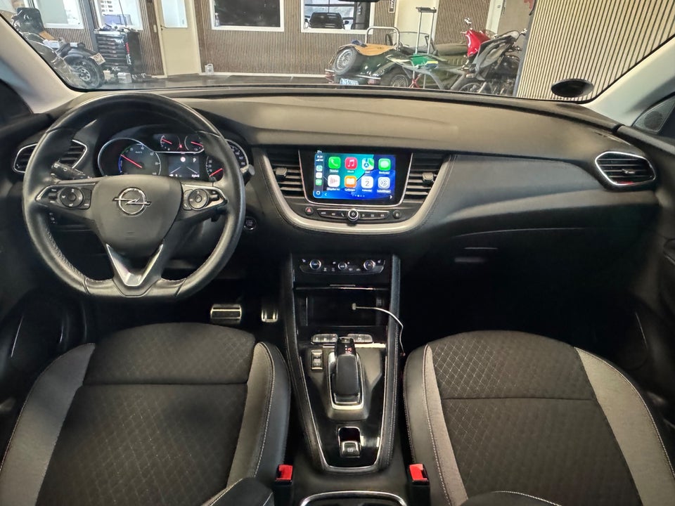 Opel Grandland X 1,6 Hybrid Ultimate aut. 5d