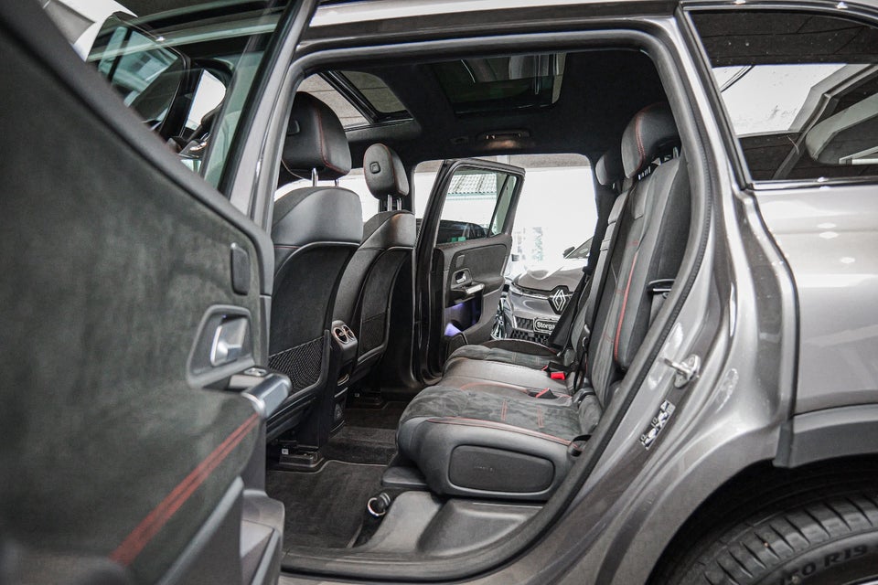 Mercedes EQB300 AMG Line 4Matic 5d