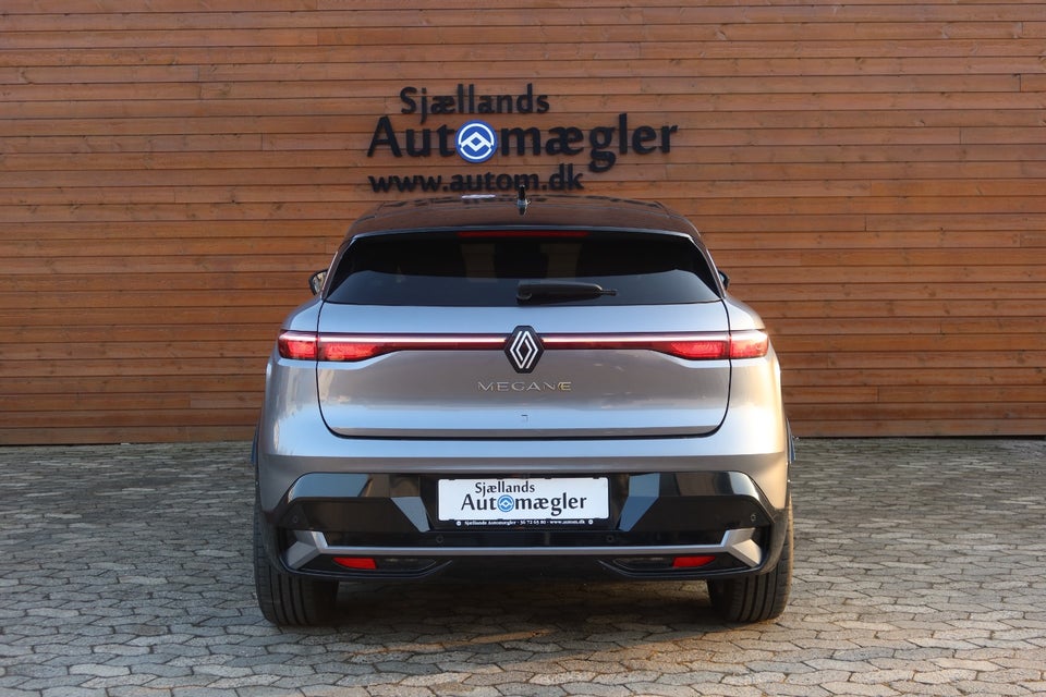 Renault Megane E-Tech 60 Iconic 5d