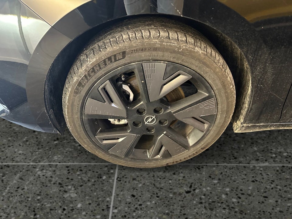 Opel Astra-e 54 GS Sports Tourer 5d