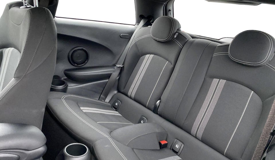 MINI Cooper SE Classic Trim 3d