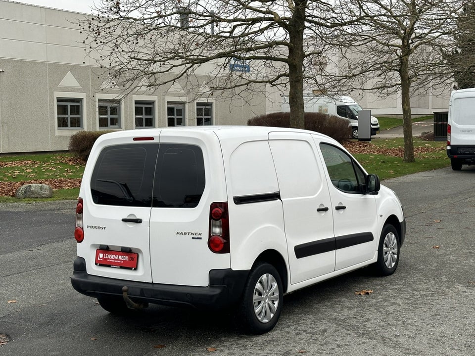 Peugeot Partner 1,6 BlueHDi 100 L1 Flex Van 5d