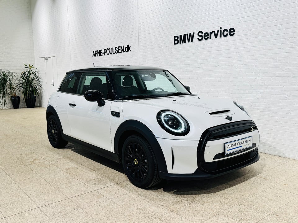 MINI Cooper SE Classic Trim 3d