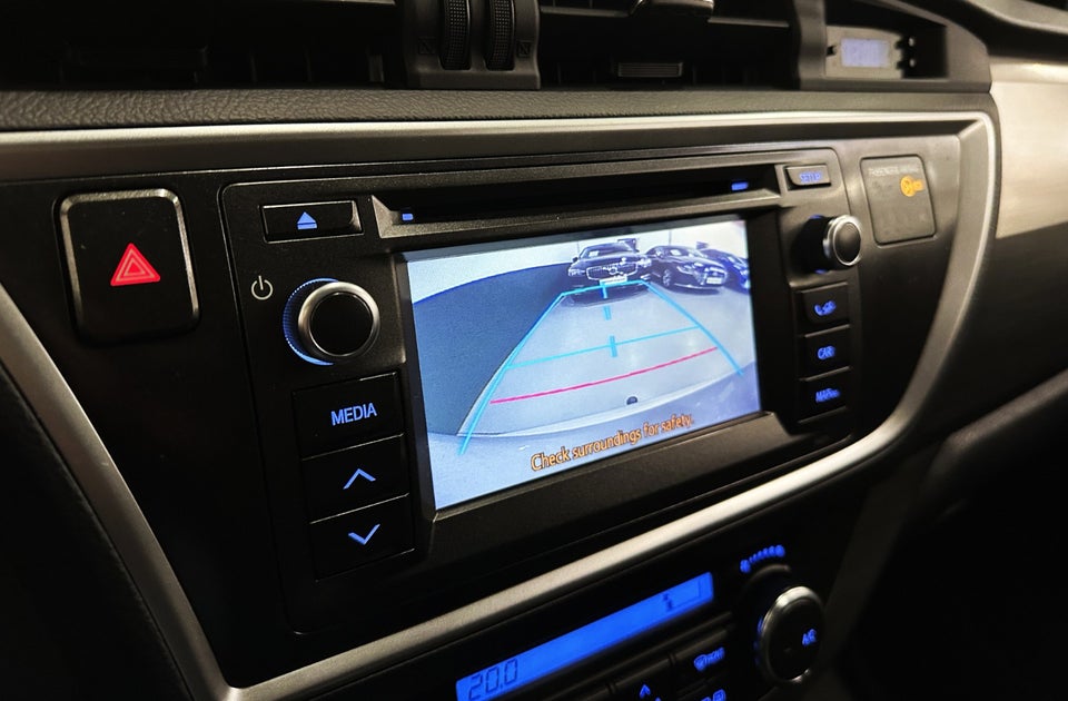 Toyota Auris 1,6 T2+ 5d