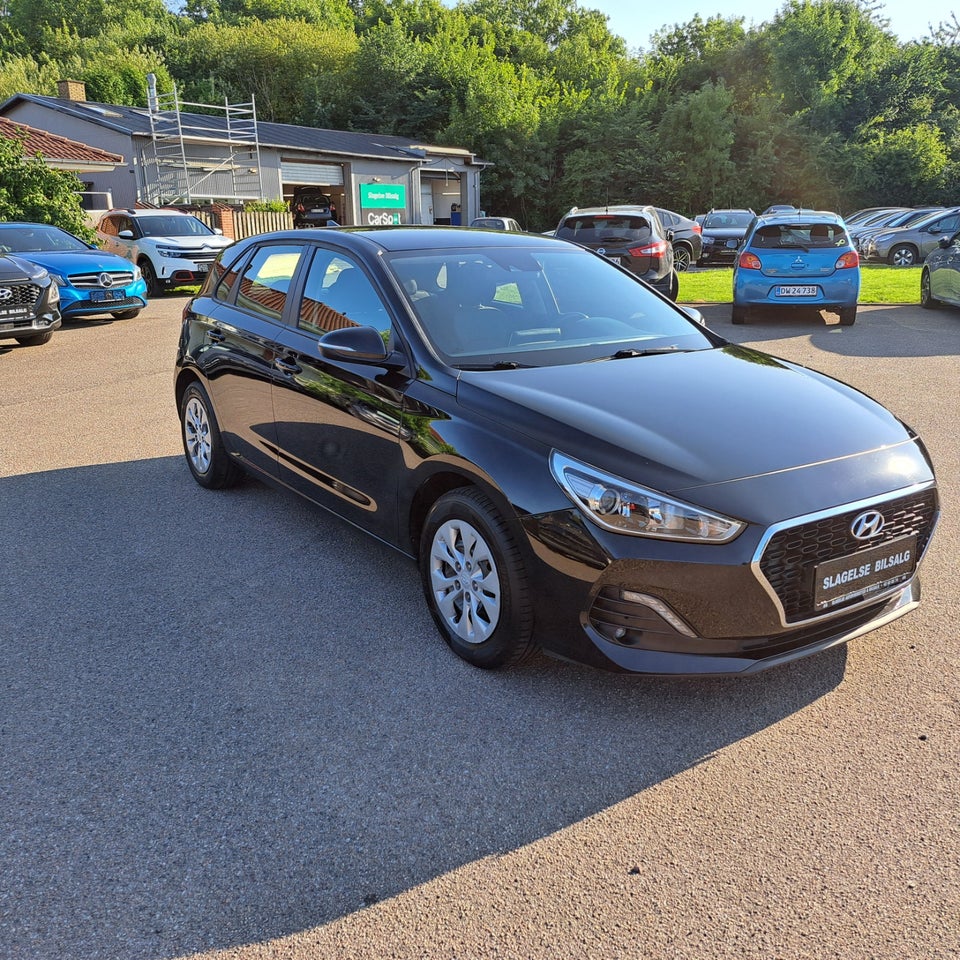 Hyundai i30 1,0 T-GDi Life 5d